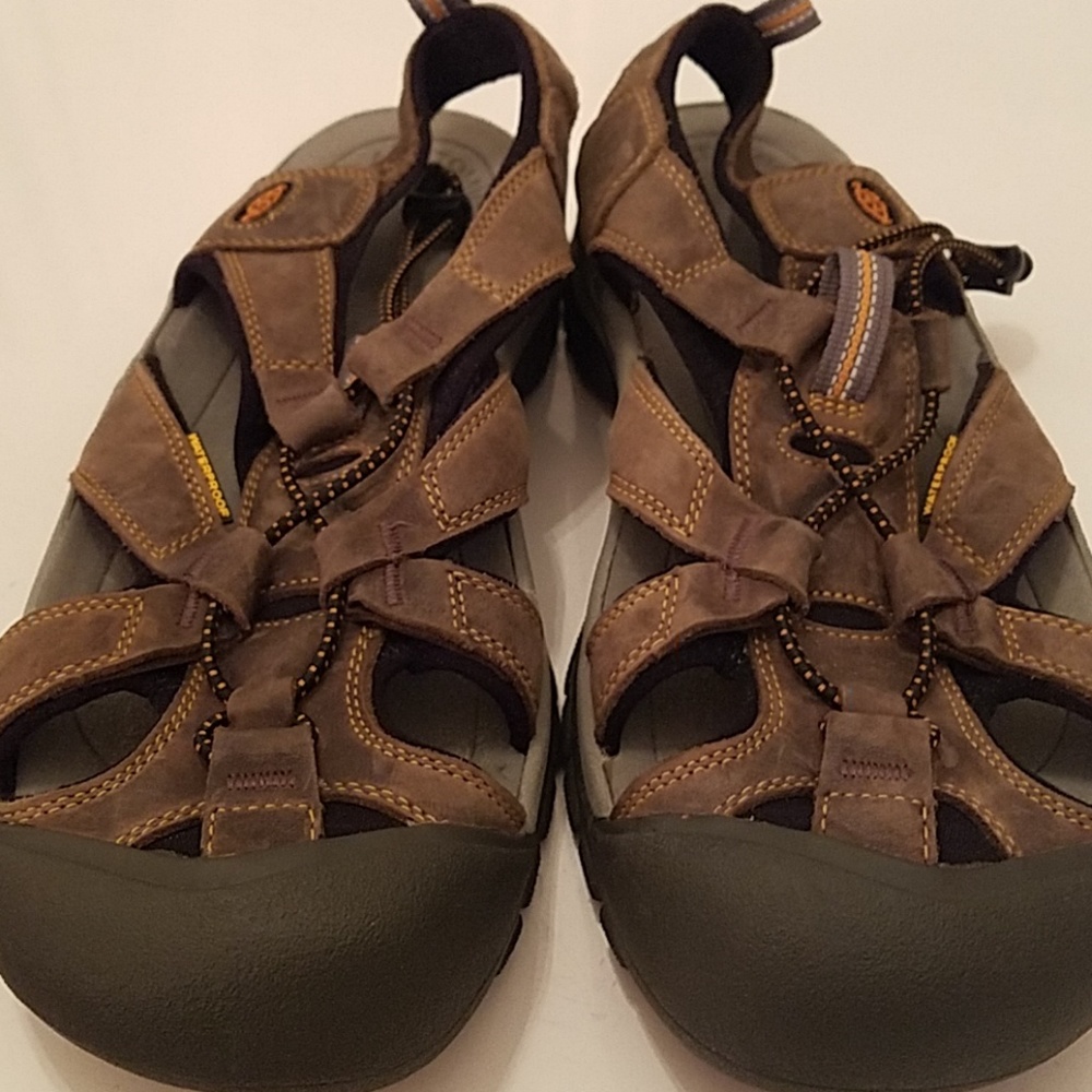 KEEN MEN SANDALS 11.5